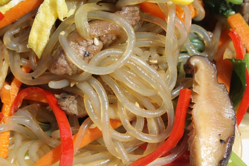 Recette du Japchae 잡채 Nouilles coréennes aux légumes et au bœuf