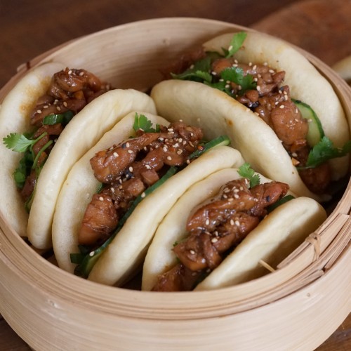 Bao Bun au poulet caramélisé