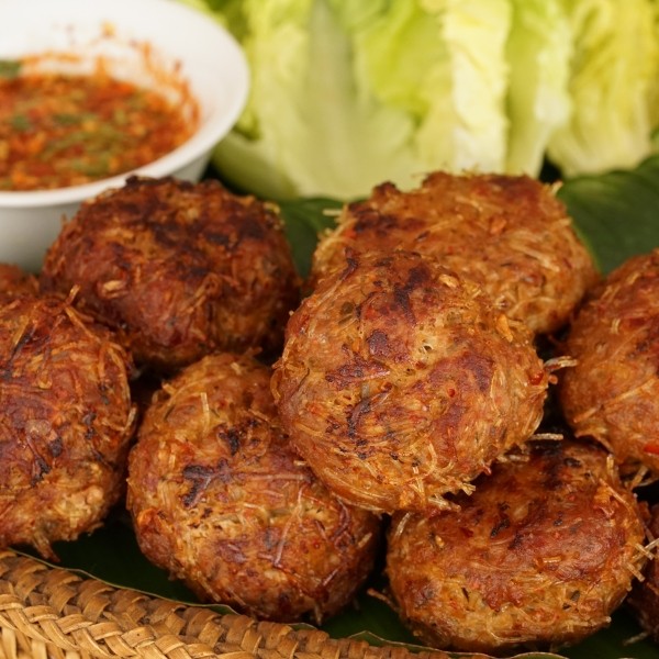 Boulettes thaïes à la viande et aux vermicelles