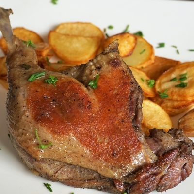 Confit de canard aux cinq parfums