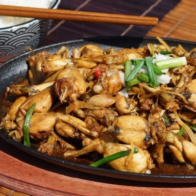 Sizzling Ginger & Black Bean Frog Legs