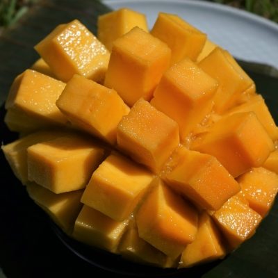 Mango Cutting Lesson