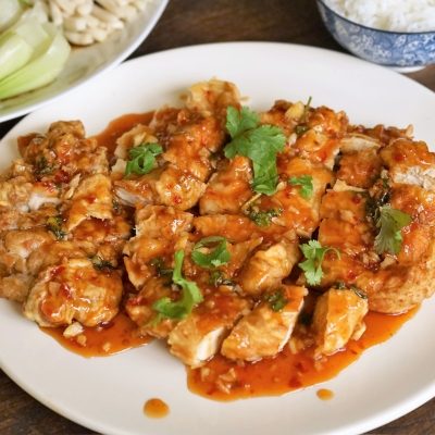 Poulet croustillant à la sauce piquante façon traiteur chinois