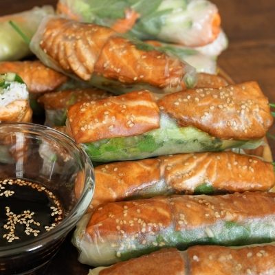 Rouleaux de printemps au saumon sauce teriyaki