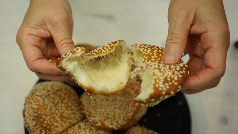 Beignets aux Sésames - Bánh Tiêu  咸煎饼