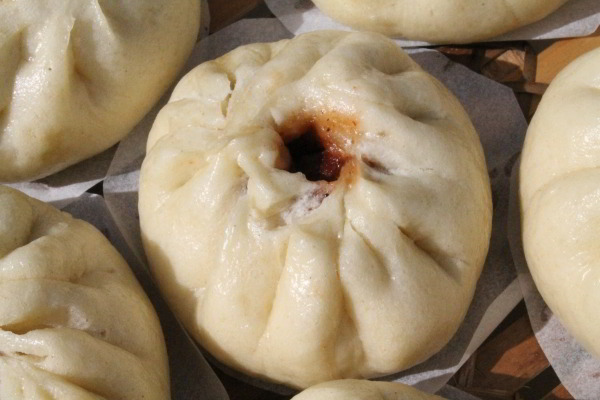Chinese Steamed BBQ Pork Buns 'Char Siu Bao'