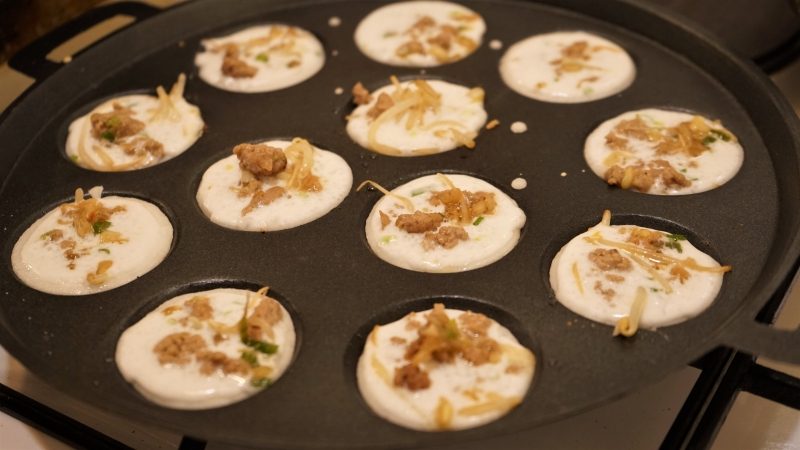 Kanom Krok – Coconut Pancakes Stuffed with Meat