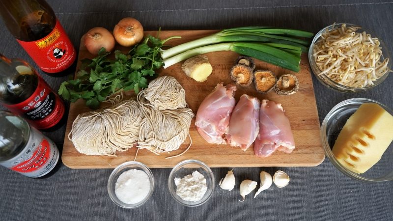 Ingrédients Nouilles Chinoises Sautées au Poulet