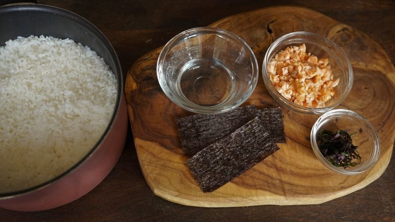 Grilled Salmon and shiso onigiri ingredients