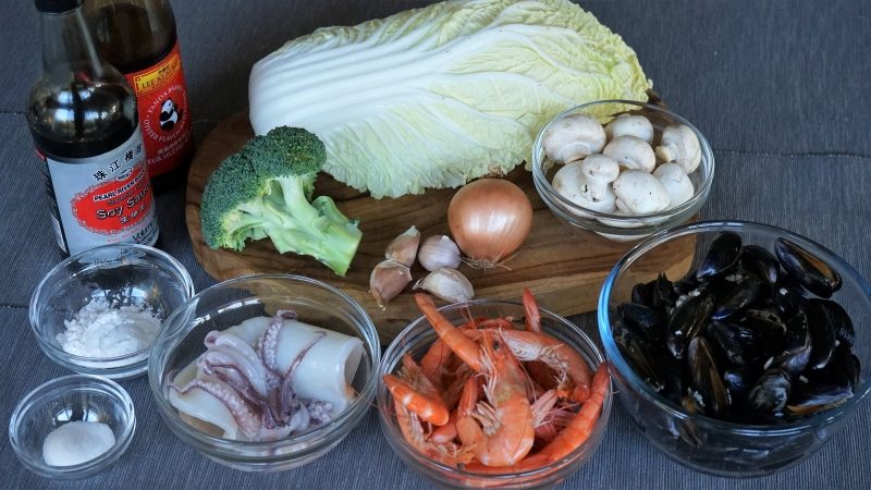 Ingrédients des pâtes de riz sautées aux fruits de mer