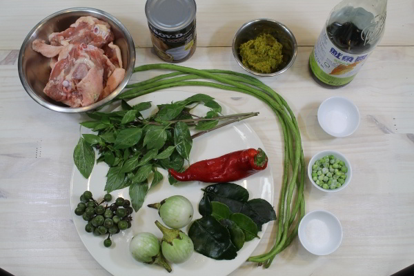 Poulet au Curry Vert, แกงเขียวหวาน - les ingrédients