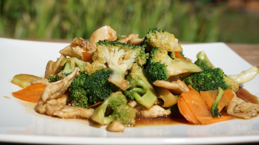 Stir-Fry Chicken with Broccoli 西蘭花雞