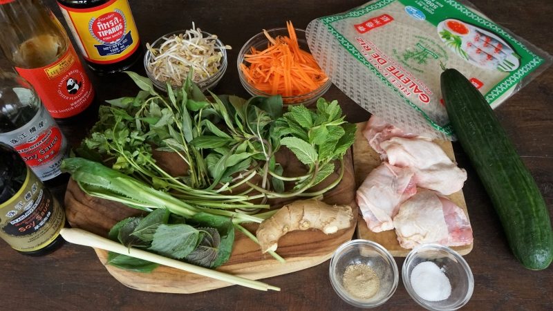 Ingrédients des rouleaux de printemps au poulet citronnelle