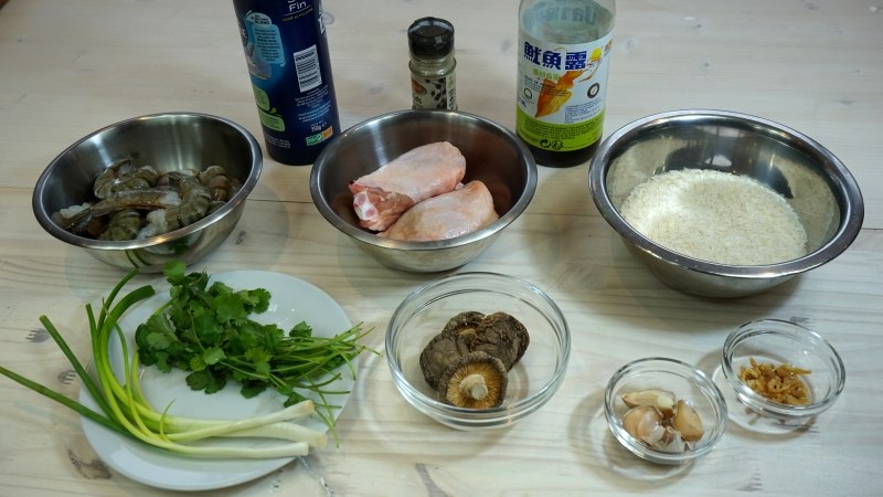 Soupe de Riz au Poulet et aux Crevettes - les ingrédients