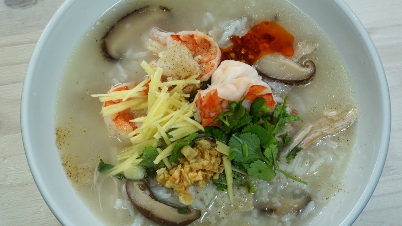 Chicken and Shrimp Rice Porridge - Congee 粥 'Zhou'